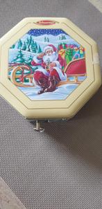 8 hoekig blikken muziekdoos met kerstmotief, Ophalen of Verzenden, Zo goed als nieuw, Koek(jes)