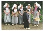 978411 Klederdracht Zeeland .Gelopen met zegel