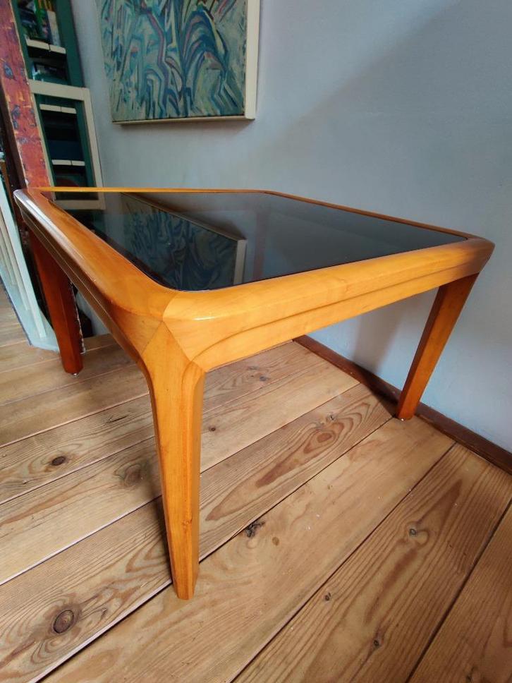 Wilhelm Knoll sidetable, Huis en Inrichting, Tafels | Sidetables, Zo goed als nieuw, 25 tot 50 cm, 50 tot 100 cm, Vierkant, Overige houtsoorten