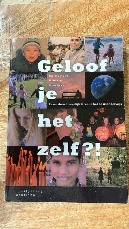 Bas van den Berg - Geloof je het zelf?, Boeken, Wetenschap, Zo goed als nieuw, Ophalen of Verzenden
