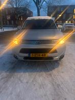 Mitsubishi Outlander 2.0 PHEV 2015, Auto's, Mitsubishi, Automaat, Outlander, Zilver of Grijs, Te koop