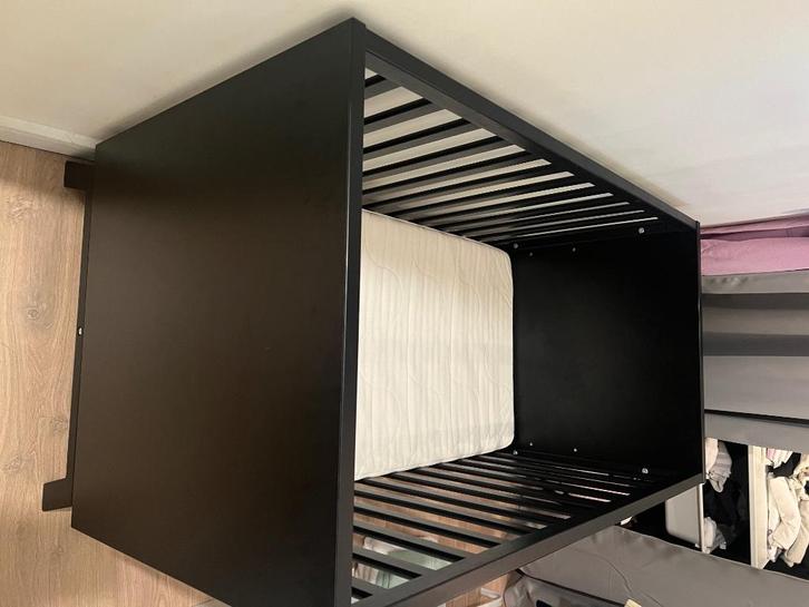 Ledikant zwart - Florence Universal, Kinderen en Baby's, Kinderkamer | Bedden, Zo goed als nieuw, Minder dan 140 cm, Minder dan 70 cm