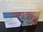 4x Pokémon Prismatic evolutions Super premium collection box, Hobby en Vrije tijd, Ophalen of Verzenden, Nieuw, Boosterbox