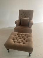 Fauteuil met voetenbankje, Huis en Inrichting, Banken | Sofa's en Chaises Longues, Hout, Barok, Eenpersoons, Minder dan 75 cm