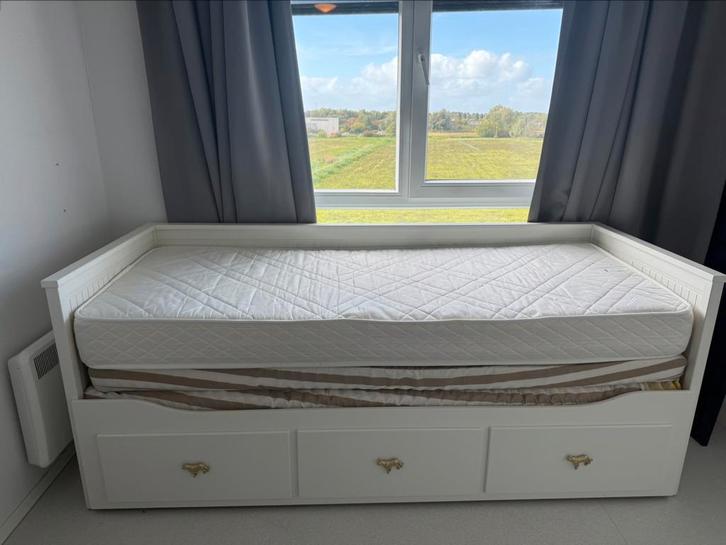 Ikea hemnes bedbank, Huis en Inrichting, Slaapkamer | Bedden, Zo goed als nieuw, Tweepersoons, 80 cm, Hout, Wit, Ophalen