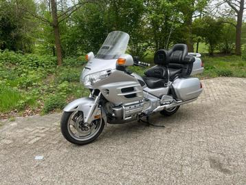 Honda GL 1800 Gold Wing Dual C-ABS Deluxe 30th Anniversary beschikbaar voor biedingen