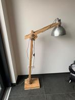 Industriële vloerlamp, Huis en Inrichting, Lampen | Vloerlampen, Ophalen, Zo goed als nieuw, Hout, Minder dan 100 cm