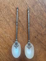 Antieke parelmoeren kaviaar opschep lepels., Ophalen