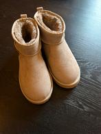 Supertrash pantoffels/laarsjes/bont gevoerd, Kleding | Dames, Schoenen, Ophalen of Verzenden, Zo goed als nieuw, Beige, Pantoffels of Sloffen