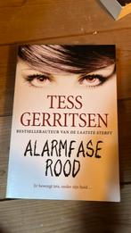 Tess Gerritsen - Alarmfase Rood, Tess Gerritsen, Ophalen of Verzenden, Zo goed als nieuw