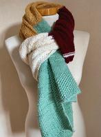 Mooie handgebreide sjaal - Nieuw!, Kleding | Dames, Mutsen, Sjaals en Handschoenen, Ophalen of Verzenden, Nieuw, Sjaal