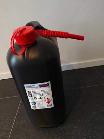 Jerrycan 20 liter (2 stuks) beschikbaar voor biedingen