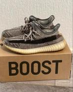 Yeezy Boost 350 V2 Zyon Maat 41 1/3, Ophalen of Verzenden, Zo goed als nieuw, Sneakers of Gympen