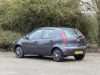 Fiat Punto 1.2 Active Nwe apk Airco, Voorwielaandrijving, Gebruikt, 4 cilinders, 850 kg