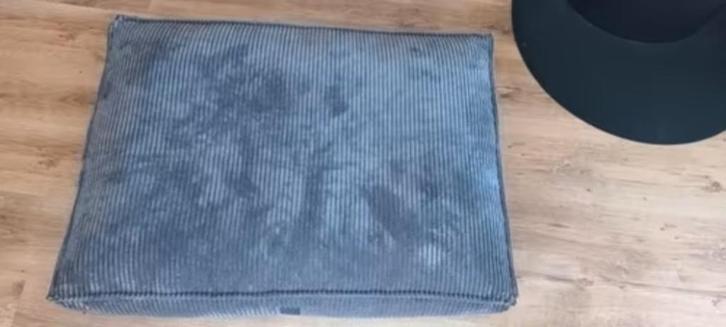 Orthopedisch hondenmatras, Dieren en Toebehoren, Hondenmanden, Gebruikt, Stof, Ophalen