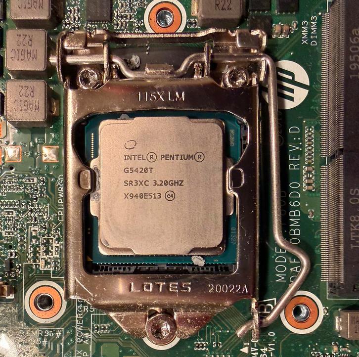 Intel Pentium Gold G5420T Processor - 3.20GHz, Computers en Software, Processors, Gebruikt, 2-core, 3 tot 4 Ghz, Ophalen of Verzenden