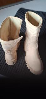 Beige chelsea boots maat 39, Ophalen, Zo goed als nieuw, Beige
