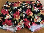 Dames korte bloemetjes broek( nieuw )maat 40, Kleding | Dames, Broeken en Pantalons, Maat 38/40 (M), Overige kleuren, Kort, Nieuw