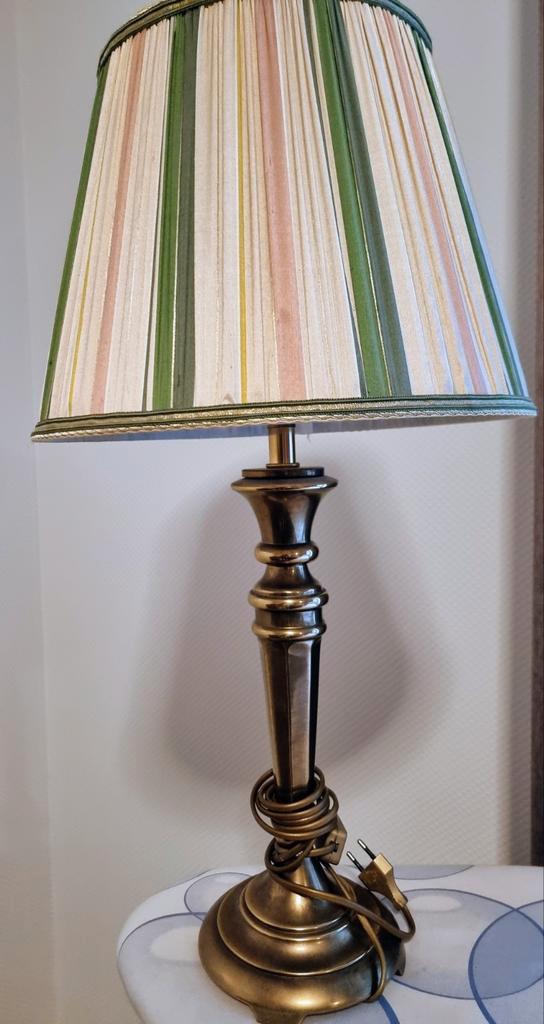 Vintage Tafellamp met Gestreept Kap, Huis en Inrichting, Lampen | Vloerlampen, Zo goed als nieuw, Minder dan 100 cm, Metaal, Stof