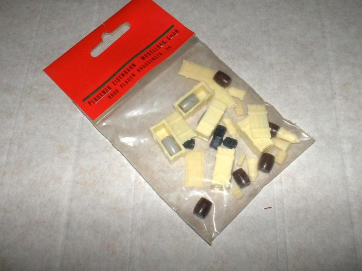 35-delige set laadgoed tonnen, vaten, kisten, balen set 1, Hobby en Vrije tijd, Modelauto's | 1:87, Nieuw, Overige typen, Ophalen of Verzenden