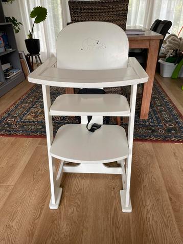 te koop : Houten kinderstoel beschikbaar voor biedingen