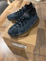 Mooie yeezy 380, Kleding | Heren, Schoenen, Ophalen of Verzenden, Zo goed als nieuw