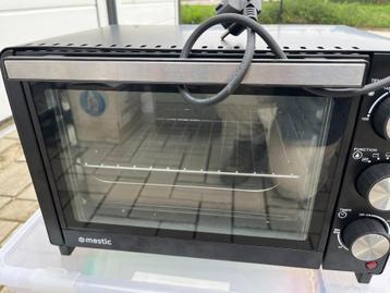 Losstaande kleine elektrische oven Mestic MHO-120 beschikbaar voor biedingen