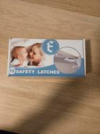 11 Zwarte Kindersloten voor Kastjes - Nieuw!, Ophalen of Verzenden, Nieuw, Kast