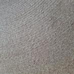 Vloerkleed 230 doorsnee kleur taupe, Ophalen, Zo goed als nieuw