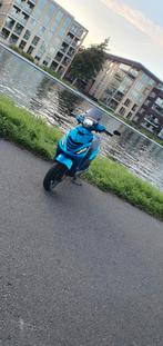 Piaggio zip, Fietsen en Brommers, Scooters | Piaggio, Ophalen of Verzenden, Zo goed als nieuw, Zip