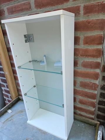 Badkamer kastje Gratis