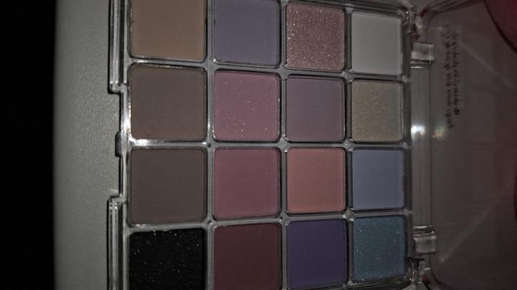 oogschaduw, Sieraden, Tassen en Uiterlijk, Uiterlijk | Cosmetica en Make-up, Nieuw, Ogen, Overige kleuren, Ophalen of Verzenden