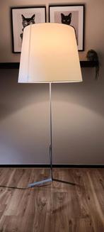 Design staande lamp moooi, Huis en Inrichting, Modern, 150 tot 200 cm, Ophalen of Verzenden, Metaal