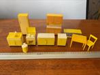 Gele plastic meubeltjes voor poppenhuis, Verzamelen, Poppenhuizen en Toebehoren, Ophalen of Verzenden, Poppenhuis