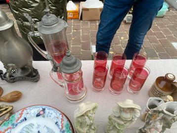 Antieke Bierpul Set met Glazen beschikbaar voor biedingen