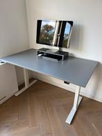 Ikea Rodulf desk, Huis en Inrichting, Bureaus, Ophalen, Elektrisch, Zo goed als nieuw, Stabureau