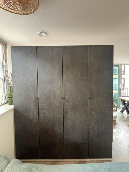 IKEA PAX 200x236x35 (roomdivider) met beton patroon deuren, Huis en Inrichting, Kasten | Kledingkasten, Zo goed als nieuw, 200 cm of meer