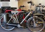 28 inch Giant,Tesla,Mc E-bikes tot 160km inruil en rijklaar, Ophalen of Verzenden, Zo goed als nieuw