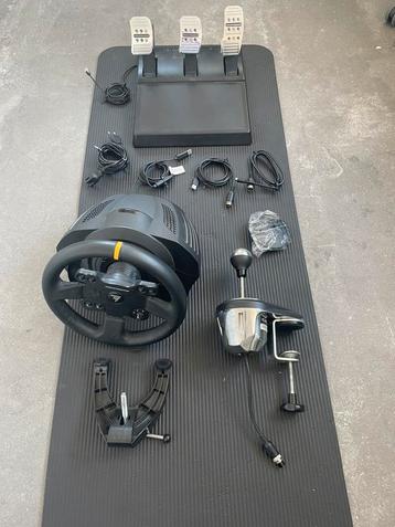Thrustmaster TX Leather edition + shifter en extra stuurtje! beschikbaar voor biedingen
