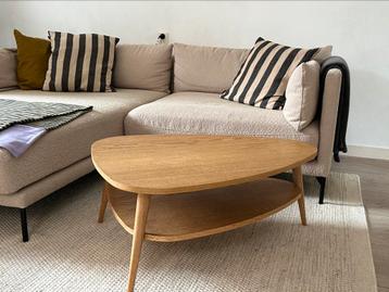 Vintage couch table beschikbaar voor biedingen
