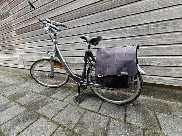 Sparta Ion elektrische damesfiets - defect, Fietsen en Brommers, Fietsen | Dames | Damesfietsen, Gebruikt, Sparta, Versnellingen