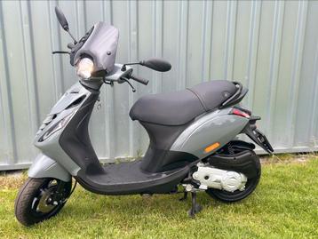 Piaggio zip / brom / 2020 / als nieuw / garantie ! beschikbaar voor biedingen