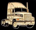 Mack truck pin- cremekleur, Nieuw, Transport, Speldje of Pin, Verzenden