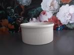 Wedgwood Edme cookware souffle ovenschaal in Nieuwstaat, Huis en Inrichting, Keuken | Servies, Ophalen, Wedgwood, Aardewerk, Schaal of Schalen