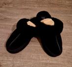 Ugg sloffen pantoffels Maat 39, Kleding | Dames, Schoenen, UGG, Zwart, Ophalen of Verzenden, Zo goed als nieuw