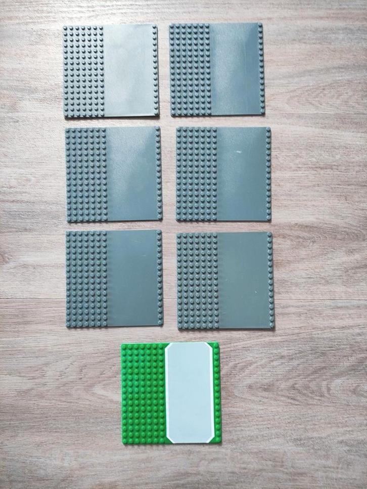 7 Lego City wegenplaten wegplaten 16x16 30225, Kinderen en Baby's, Speelgoed | Duplo en Lego, Gebruikt, Lego, Ophalen of Verzenden