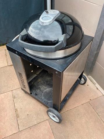 Te koop napoleon houtskool bbq of ruilen Cobb bbq beschikbaar voor biedingen