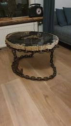 Unieke salontafel van versteend hout., Huis en Inrichting, Tafels | Salontafels, Ophalen, 50 tot 100 cm, Rond, 50 tot 100 cm