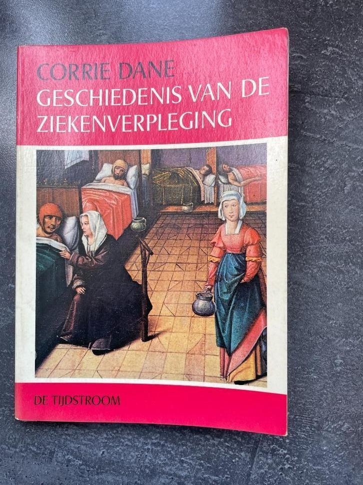 Geschiedenis van de ziekenverpleging, Boeken, Overige Boeken, Gelezen, Ophalen