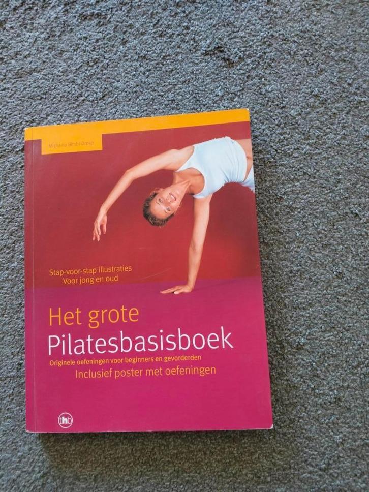Het Grote Pilatesbasisboek - Inclusief Poster, Boeken, Overige Boeken, Zo goed als nieuw, Ophalen of Verzenden
